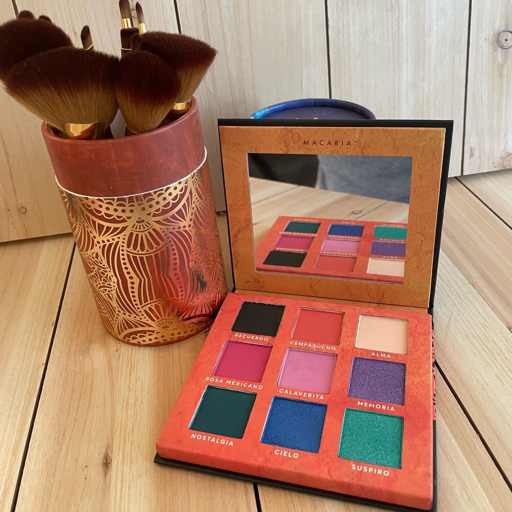 Mexican Design Papel Picado Makeup Set